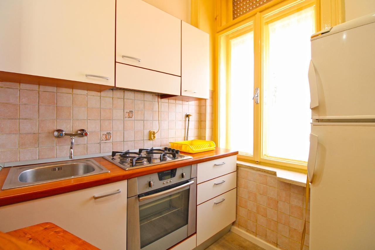 Apartment Diego 2160 プーラ エクステリア 写真